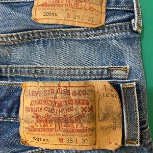 Bundle 2 Men’s Levi’s 501 35 x31 blue denim button fly straight leg